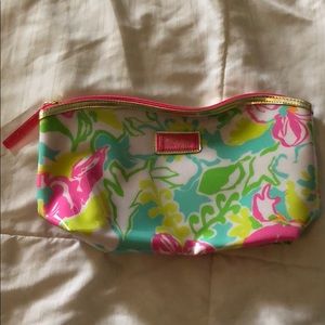 Lilly Pulitzer for Estée Lauder makeup case